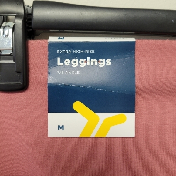 Old Navy Extra High-Waisted Power Chill Ruched Leggings Dusty Red M - Picture 10 of 13